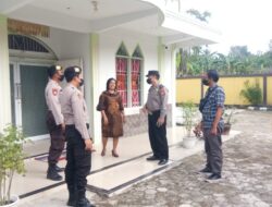 Polsek Pangkalan Kerinci Giat Laksanakan Pengamanan Ibadah Gereja