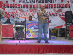 5 Ekor Kambing Dibagikan Kepala Desa Palas Untuk Pemenang Kebersihan Lingkungan