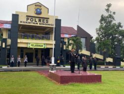 Upacara Bendera Peringatan HUT Kemerdekaan Republik Indonesia Ke 78 Tahun 2023 Di Polres Kuansing.