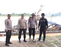30 Unit PETI Dialiran Sungai Singingi Desa Tanjung Pauh Berhasil di Hancurkan