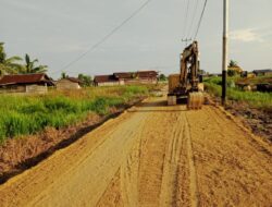 Masyarakat Apresiasi Pembangunan Jalan Mendol Kuala Kampar