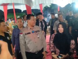 Layur jalur di Desa Tebing Tinggi, Pemangku Adat. Dihadiri pak Bupati Suhardiman Amby