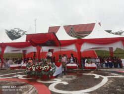 Bupati Pelalawan H. Zukri Misran, SE Hadiri Upacara HUT Hari Ibu Ke-95