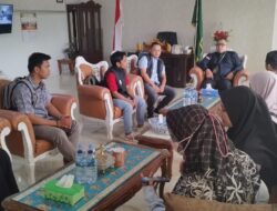 Ketua Pengadilan Negeri Pelalawan Terima Kunjungan Mahasiswa IPT2I dan KAMMI Pelalawan