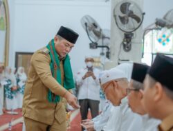 Bupati Pelalawan H. Zukri, SE Lepas Keberangkatan 336 Orang Jamaah Haji di Masjid Raya Al-Muttaqin