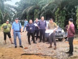 Pengadilan Negeri Pelalawan Melakukan Sidang lapangan Dilahan Tengku Fera Anak Mantan Bupati Pelalawan.