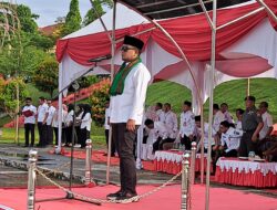 Pimpin Upacara Peringatan Hari Lingkungan Hidup Sedunia, Bupati Pelalawan Lakukan Aksi Penanaman Pohon Kelor