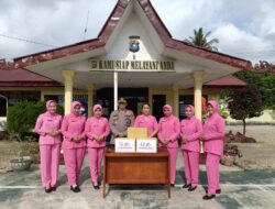 Kapolsek dan Bhayangkari Polsek Kuantan Tengah Gelar Bansos dalam Rangka HUT Bhayangkara ke-78