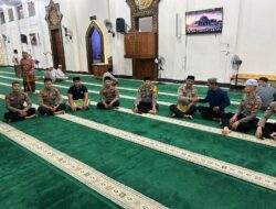 Jumat Curhat Sat Samapta Polres Kuansing di Mesjid Agung Teluk Kuantan, Hadirkan Kesan Aman dan Nyaman Bagi Masyarakat