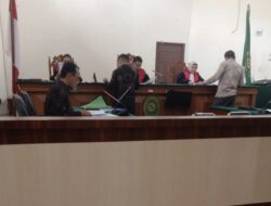 Waduh….Dalam Pemeriksaan Bukti Surat Penggugat dan Tergugat Sama-Sama Miliki No Ijazah yang Sama