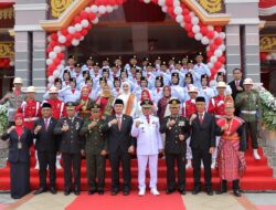 Kapolres Kuansing Hadiri Upacara Detik-Detik Proklamasi Dalam Peringatan HUT Ke-79 Kemerdekaan Republik Indonesia di Lapangan Limuno