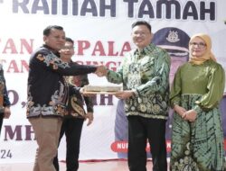 Dalam sambutannya, Bupati Kuansing didampingi oleh PJ sekda Kuansing