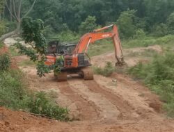 ‘Nekat’.! Quary Ilegal Kasang Limau Sundai Pindah ke Tanah Bekali