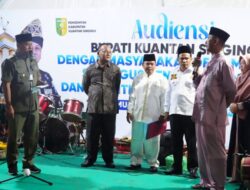 Bupati Kuansing Menghadiri Gelar Audiensi di Desa Muara Bahan