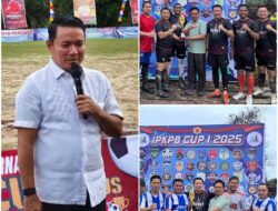 H Husni Tamrin Buka Turnamen Sepak Bola IPKPB Cup I, Laga Trofeo Sukseskan Pembukaan