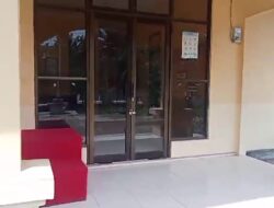 Kantor Desa Langsat Hulu Sering Tutup, Warga Mohon Bupati Beri Teguran Ke Kades.