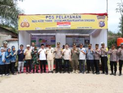 Polres Kuansing Kunjungan Bersama Forkopimda Kab Kuansing ke Pos PAM Ketupat Lancang Kuning 2025 di Desa Kasang Kecamatan Kuantan Mudik