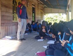 Mempritahinkan, Sedang Ujian Murid SMA Kelas Jauh Diusir, Terpaksa Pindah Di Masjid