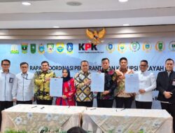 Rakor Dengan KPK RI, Bupati H Zukri SM Komitmen Wujudkan Tata Kelola Pemerintahan yang Bersih