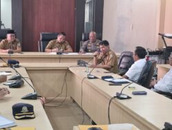 Viralnya Puluhan Warga LBK Berhentikan Mobil Tronton PT. RAPP, Akhirnya di Mediasi Pemda Pelalawan