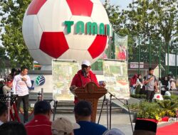 Bupati Pelalawan Resmikan Lapangan Bola Mini Soccer, Wujud Kolaborasi yang Hidupkan Semangat Anak Muda