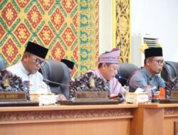 Bupati Zukri Hadiri Sidang Paripurna Penandatanganan Nota Kesepakatan KUA dan PPAS Perubahan APBD Tahun 2025