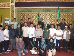 Aksi Unkuk Rasa oleh Himpuman Mahasiswa Islam (HMI) Di DPRD Pelalawan Berlangsung Damai