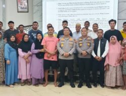 Dua Kubu Berseteru di Sungai Ara  BerseteruKapolres Pelalawan John Louis Letedara Satukan