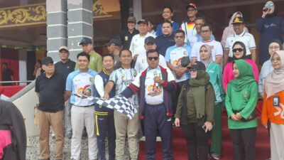 Gerak Jalan Santai Menyambut Hari Ulang Tahun ke-26 di Kota Kuantan Singingi