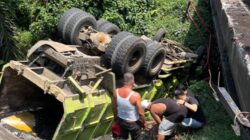 Polsek Kuantan Mudik Tangani Laka Maut Truk Batu Bara di Desa Kasang, Sopir Meninggal Dunia