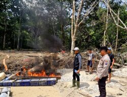 Polsek Benai dan Masyarakat Patroli Bersama Cegah PETI, Peralatan Setingkai Dimusnahkan