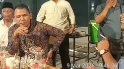 Manegemen PT Rapp Melalui Humas Budi Firmansyah Memberikan Bantuan kepada kedua Anak Yatim dan Lakukan Kegiatan Buka Bersama Dengan Insan Pers Pelalawan