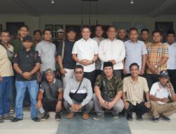 Hangat dan Akrab, Wabup Pelalawan Luangkan Waktu Bersama Insan Pers